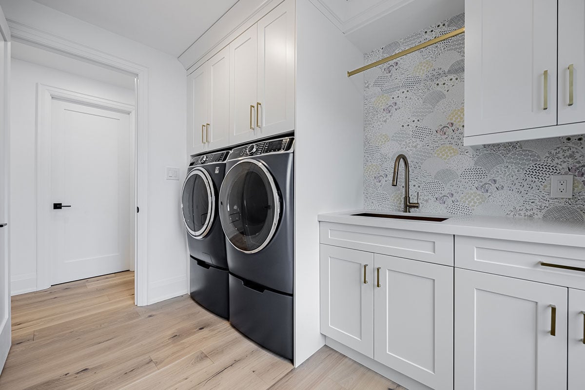 Waterdown Custom Home anilllllll28